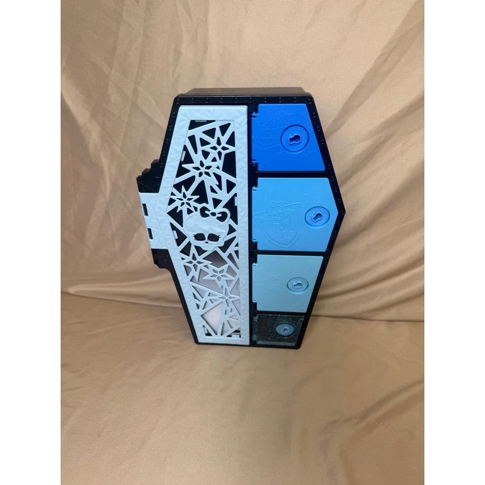 Monster High Skulltimate Secrets Coffin Locker Storage Case Black G3 Accessory